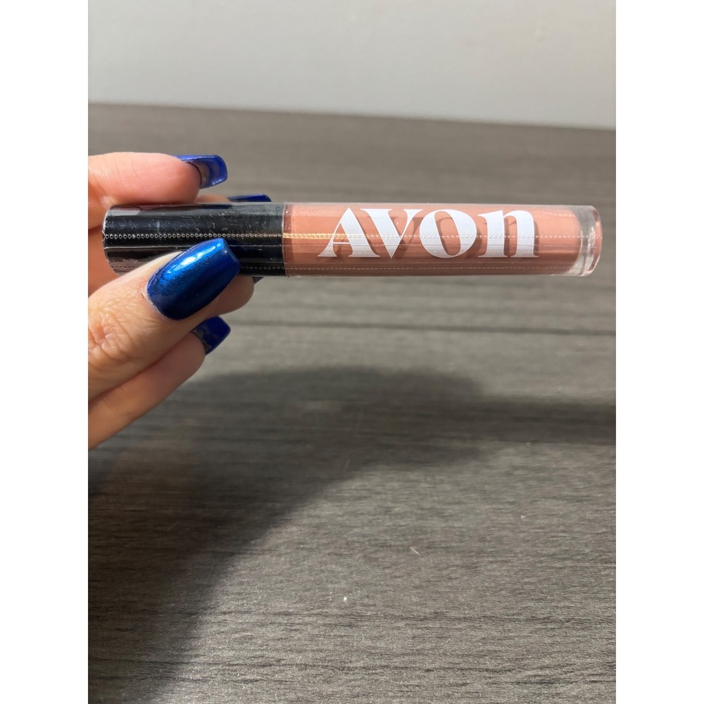 NEW Avon Mattitude Liquid Lip in color Ambitious